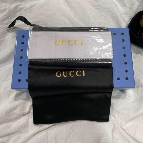 GG Sunglasses - Picture 2 of 6